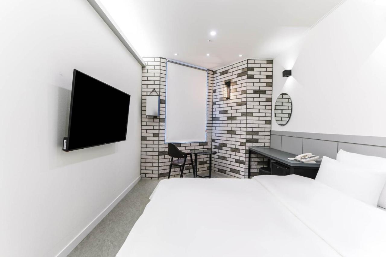 Pyeongtaek Godeok Rich Stay Hotel Zewnętrze zdjęcie