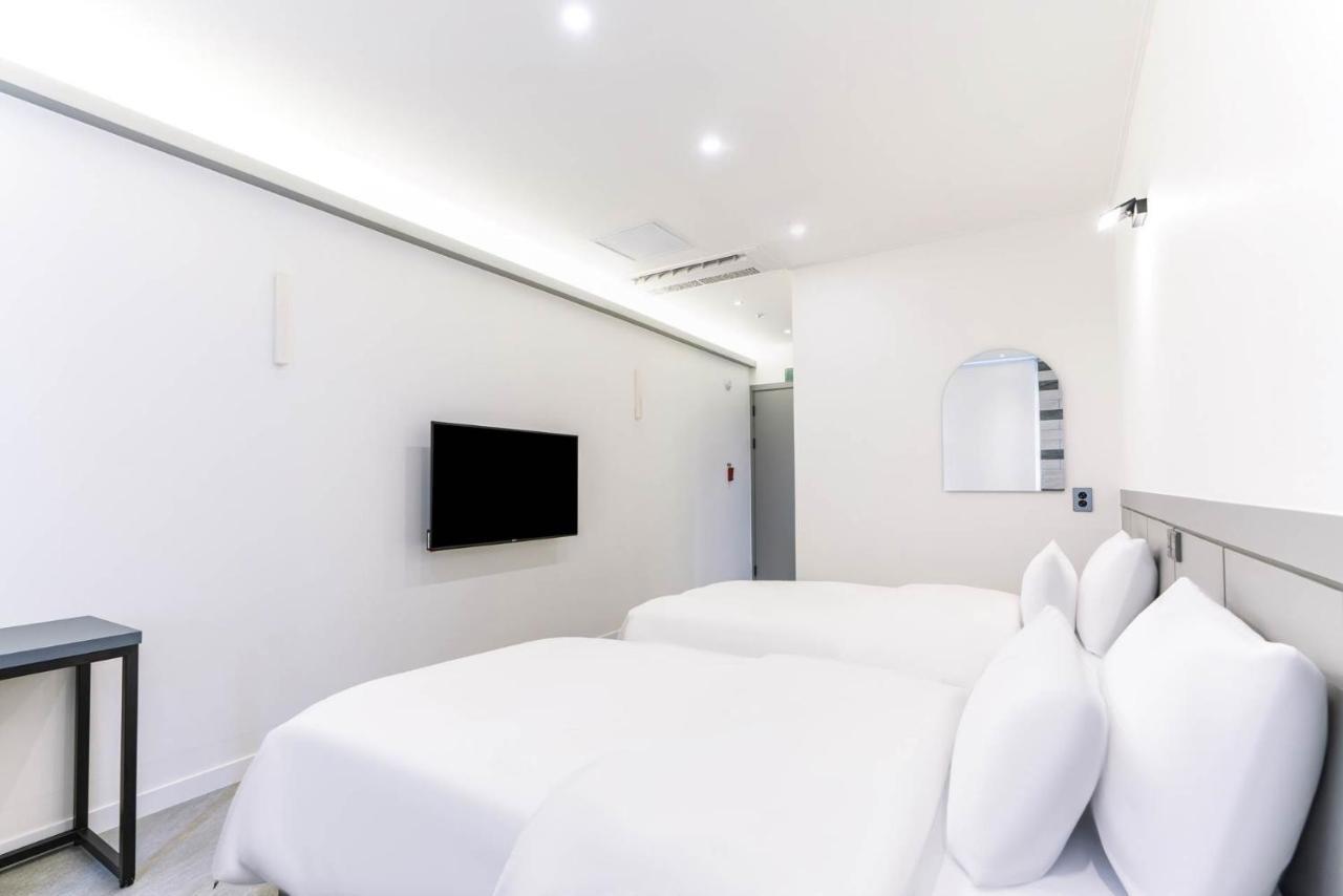 Pyeongtaek Godeok Rich Stay Hotel Zewnętrze zdjęcie