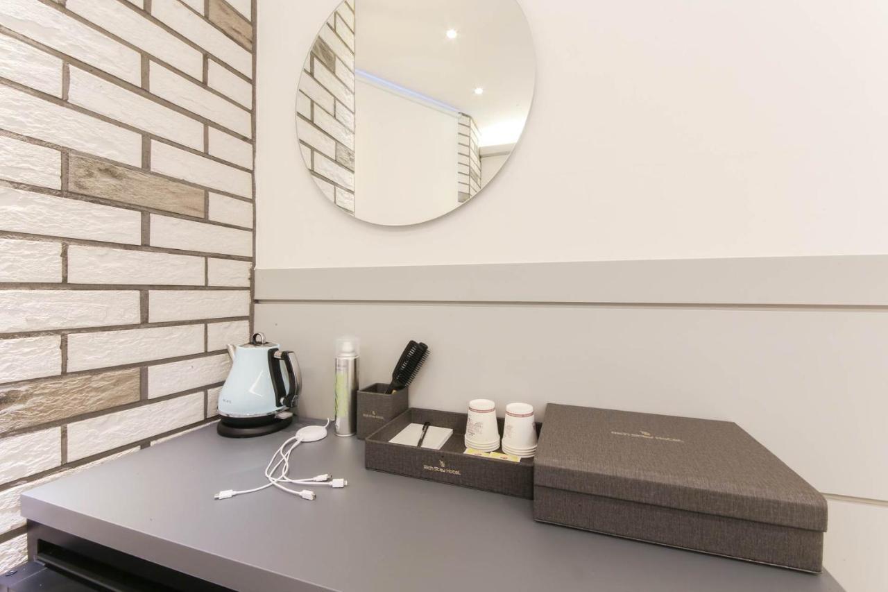 Pyeongtaek Godeok Rich Stay Hotel Zewnętrze zdjęcie