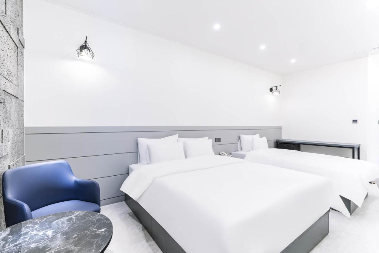 Pyeongtaek Godeok Rich Stay Hotel Zewnętrze zdjęcie