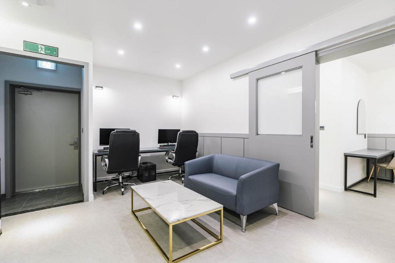 Pyeongtaek Godeok Rich Stay Hotel Zewnętrze zdjęcie